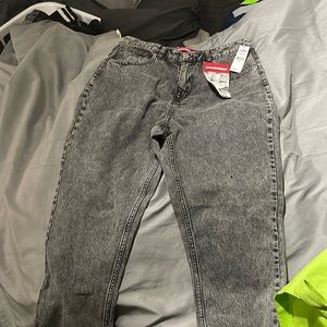 Distressed Mom jeans